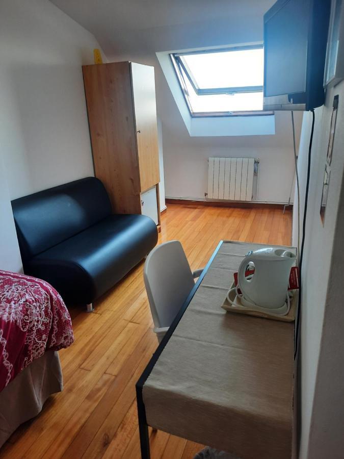 Hospedaje Lopez A Coruna Bagian luar foto